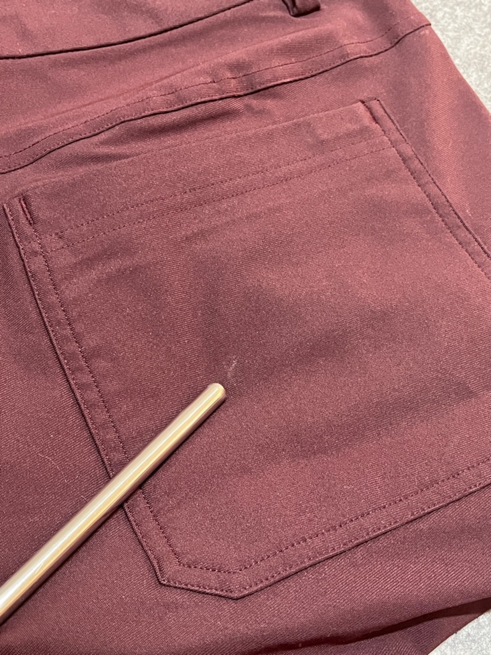 lululemon athletica Men's Maroon Chinos - Picture 5 of 8